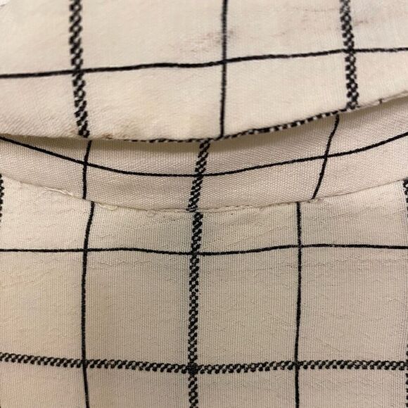 Vero Moda Plaid Tiered Ruffle Long Sleeve Button Up Top NWT Size Extra Small - Picture 6 of 7